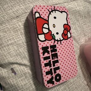 Hello kitty tin